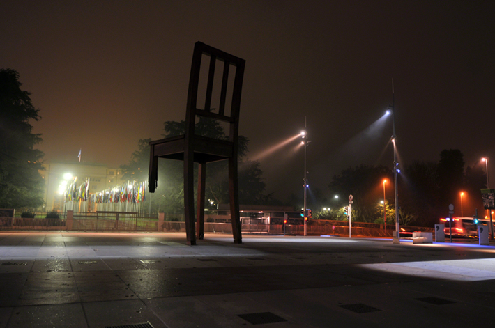 The “Broken Chair” sculpture with the Palais des Nations in the background.