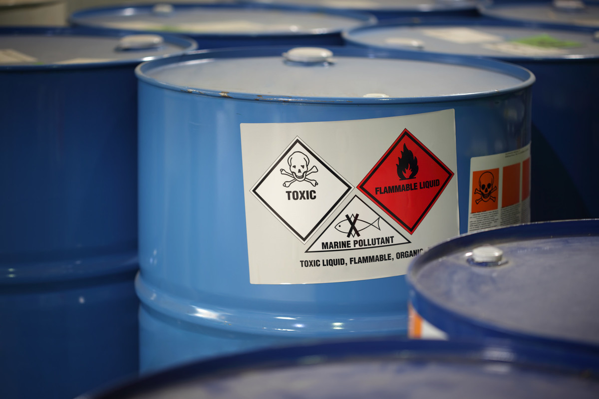 Toxic and flammable liquid