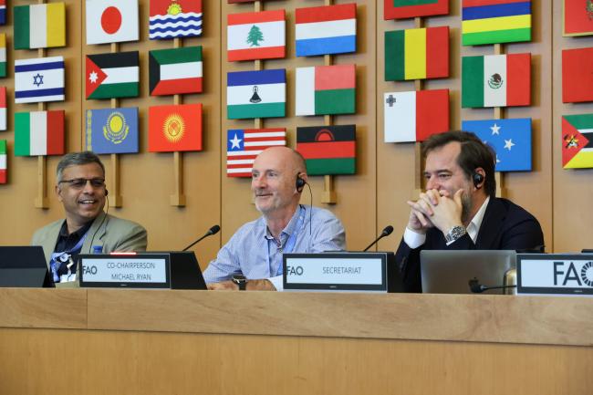Working Group Co-Chairs: Sunil Archak, and Michael Ryan; and Álvaro Toledo, ITPGRFA Secretariat