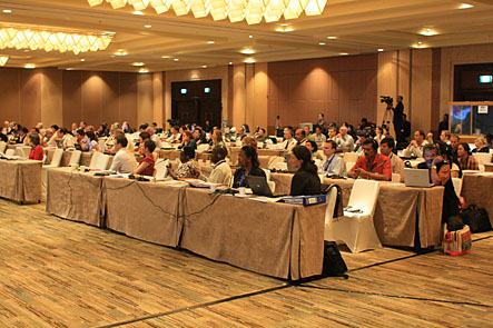 Dialogue participants