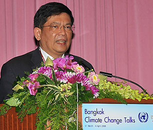 Sahas Bunditkul, Deputy Prime Minister of Thailand, identified the need to negotiate “an attractive package” for COP 15.