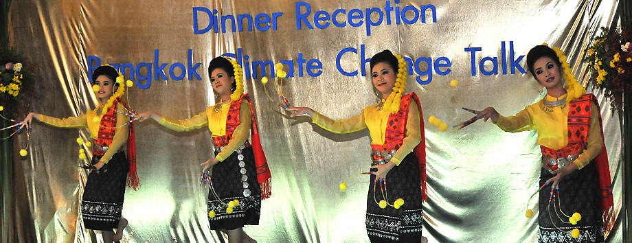 Thai traditional dance performance during the evening reception.