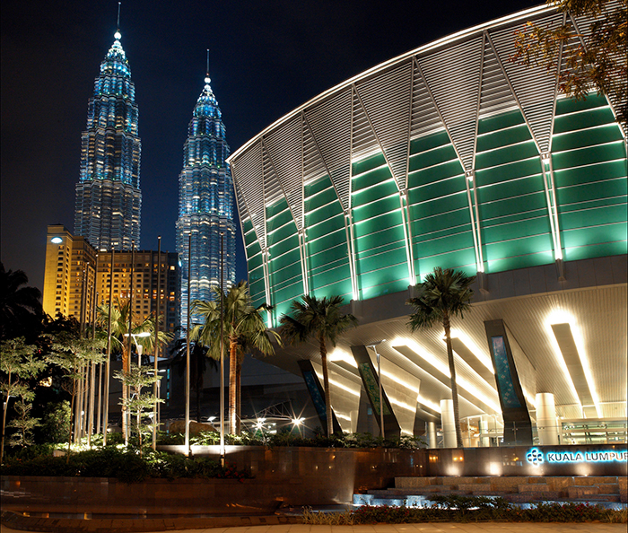 A view of the Kuala Lumpur Convention Centre (KLCC), venue of the meeting, with the Petronas Towers in the background (photo courtesy of KLCC)
