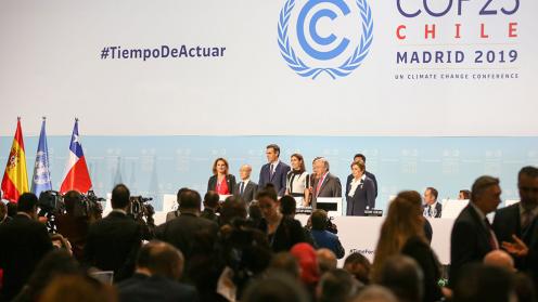 Teresa Ribera, Minister for the Ecological Transition, Spain; IPCC Chair Hoesung Lee; Prime Minister Pedro Sánchez, Spain; Carolina Schmidt, COP 25 President, Chile; UN Secretary-General António Guterres; and UNFCCC Executive Secretary Patricia Espinosa, welcome delegates to the offical opening of COP 25.