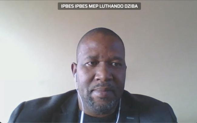 Luthando Dziba, IPBES Secretariat