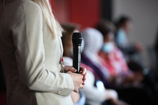 The plenary session was interactive to encourage participation