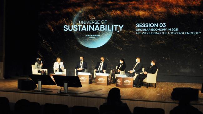 The dais during the session on Circular Economy in 2021