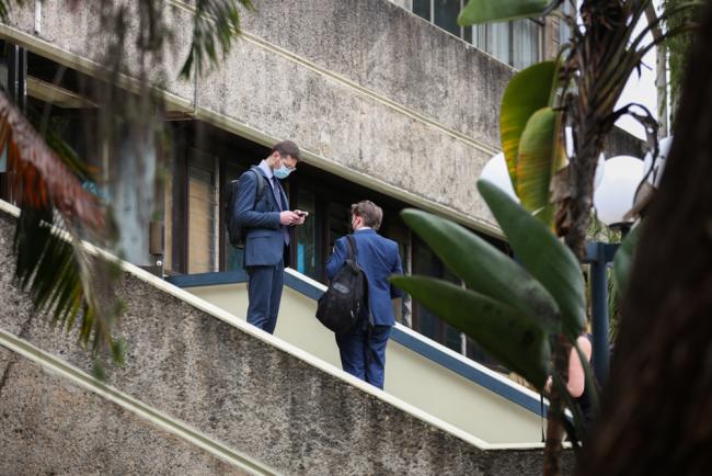 Delegates between sessions