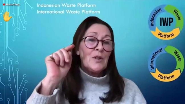 Nina van Toulon, Indonesian Waste Platform
