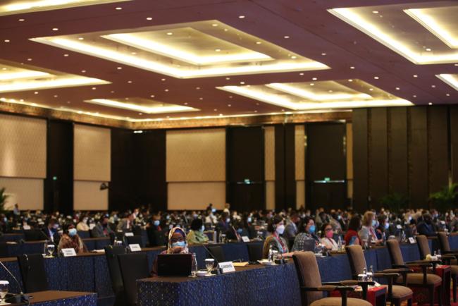 Delegates during the morning plenary