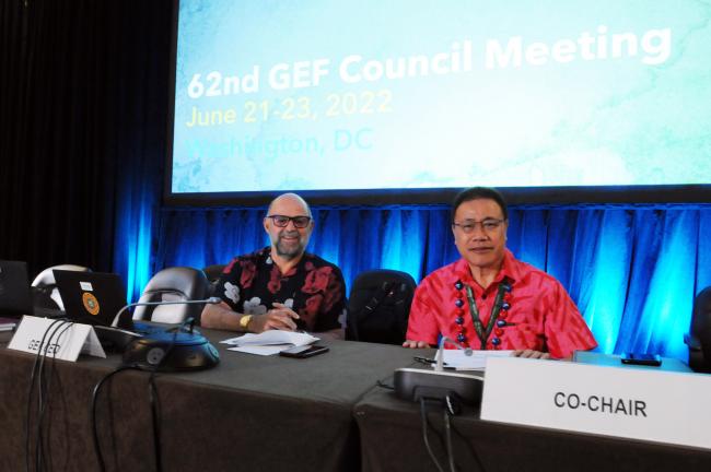 Carlos Manuel Rodríguez, GEF CEO and Chairperson, and GEF Council Co-Chair Ali’ioiga Feturi Elisaia, Samoa