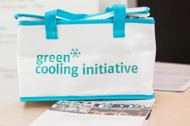 Cool bag - OEWG-44/ExMOP-5 - 12Jul2022 - Photo