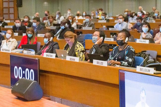 Delegates podium view  - OEWG-44/ExMOP-5 - 15Jul2022 - Photo