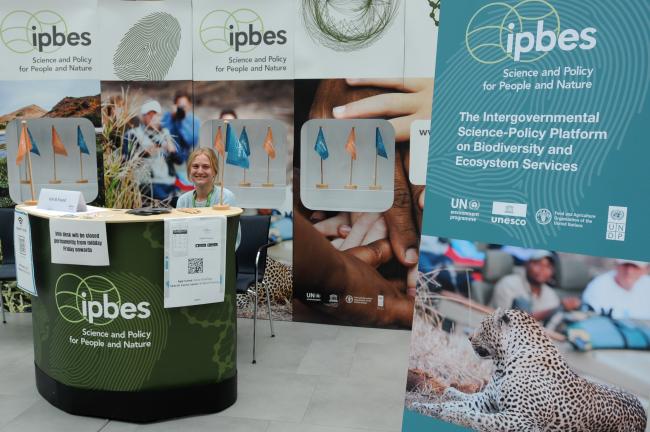 IPBES information desk 
