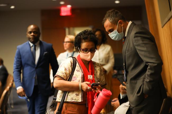 Delegates between sessions