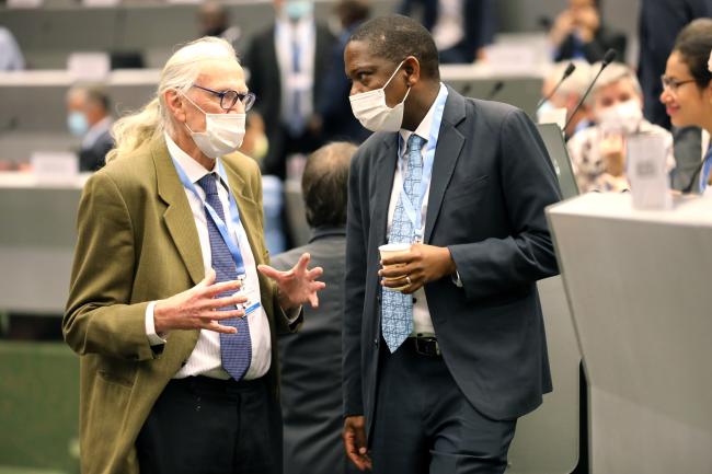 Øyvind Christophersen, Norway, with Maesela John Kekana, South Africa
