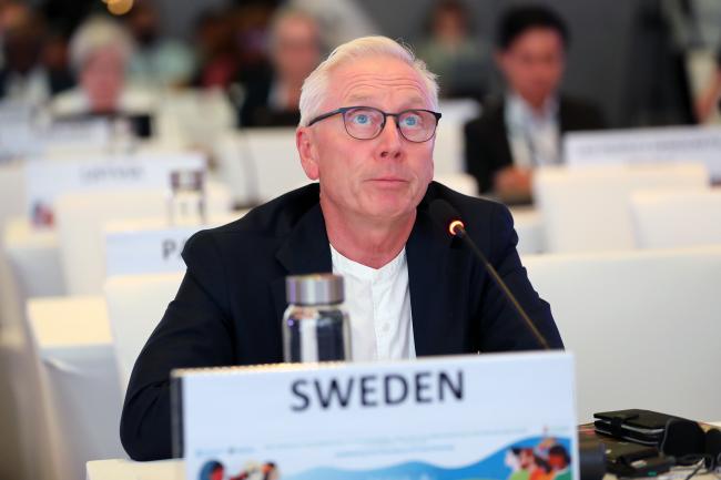 Jens Weibull‬, Sweden