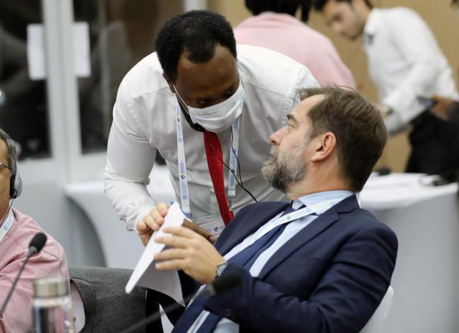 Olivier Rukundo and Álvaro Toledo, ITPGRFA Secretariat