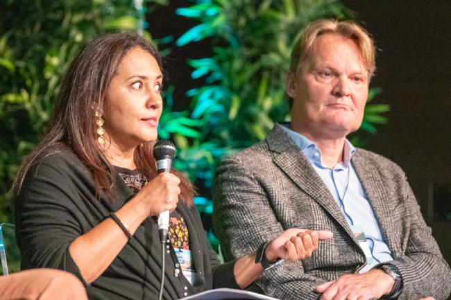 Lizette Huezo and Onno Ruhl