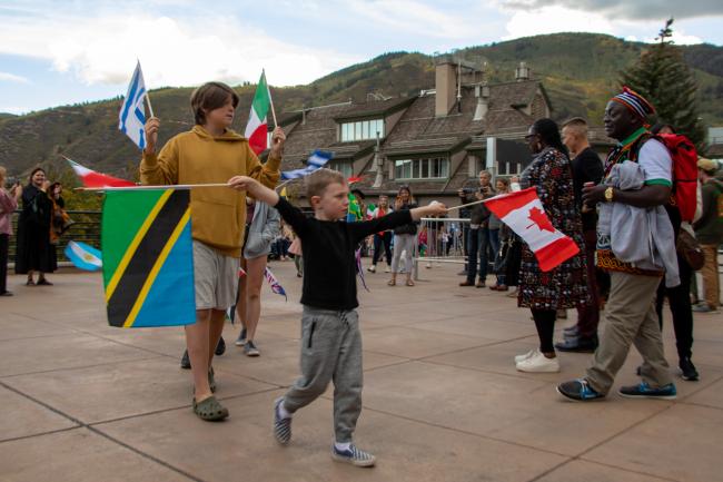 Children and world flags