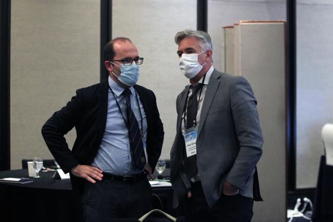José Dallo, International Seabed Authority (ISA) with Peter Davies, Secretariat of the Pacific Regional Environment Programme (SPREP)