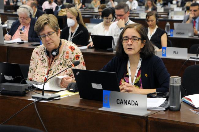 Carolina Cáceres, Canada