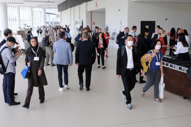 Delegates between sessions