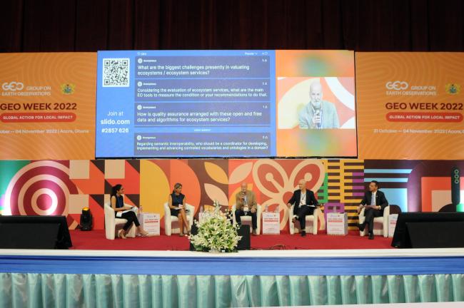 The panel during the interaction with the online audience