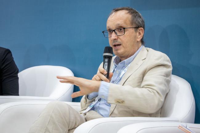 Henri Bruxelles, Danone