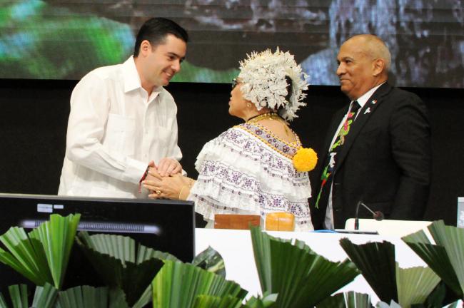 Jose Gabriel Carrizo, Ivonne Higuero, and Milciades Concepción