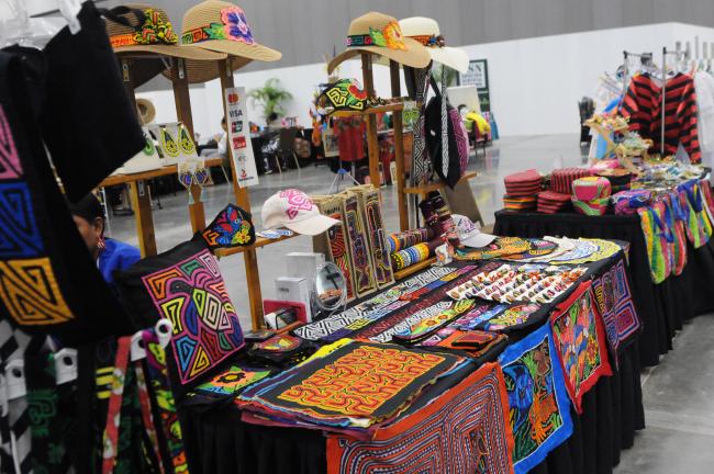 Panamanian souvenirs available at the venue