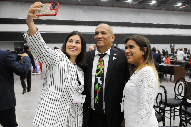 Maribel Gamallo, Panama Conference Service; Milciades Concepción, Minister of Environment, Panama; and Diana Laguna, Vice Minister of Environment, Panama