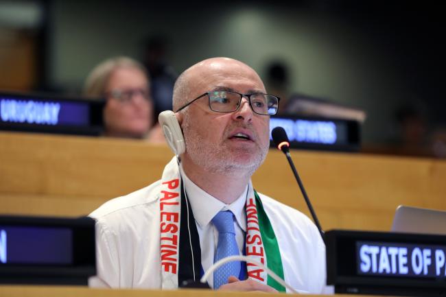 Fuad Bateh, Palestine