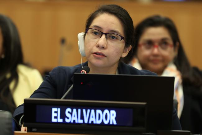 Ligia Flores Soto, El Salvador, facilitated the informal discussions on CB&TT