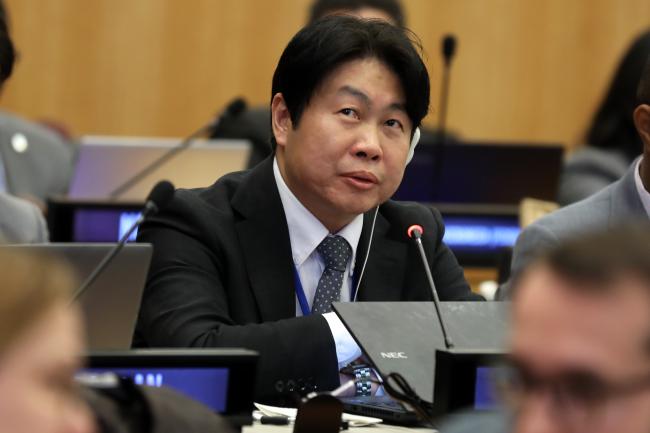 Ichiro Shimoga, Japan