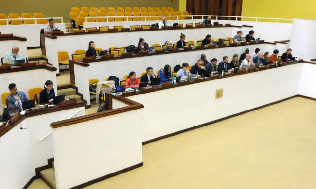 Observers during the morning session