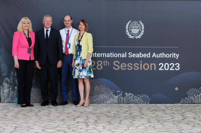 Russian Federation delegates and ISA Secretary-General Michael Lodge