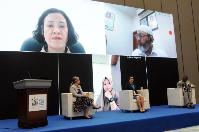 Offsite and onsite panel speakers of the event on A Seat at the Table: Engaging With Decision-Makers to Better Understand and Address Data Needs for Evidence-based