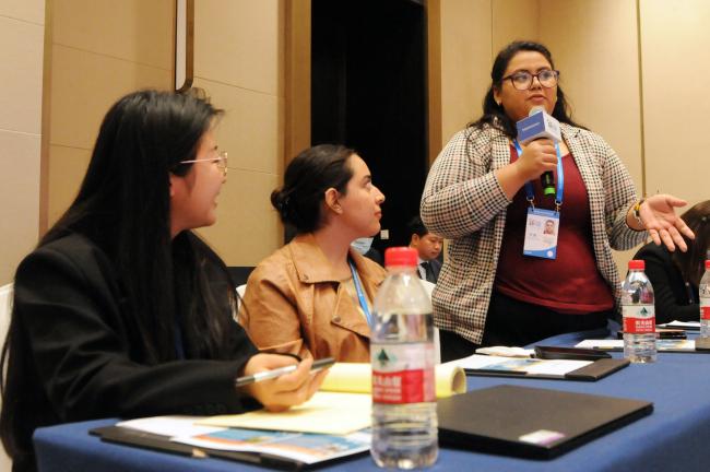 Laura Castro, University of International Business and Economics (UIBE)