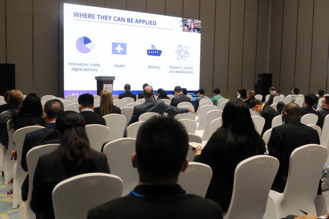 Participants listen to the online presentation by Lorrayne Porciuncula, Executive Director, Datasphere Initiative