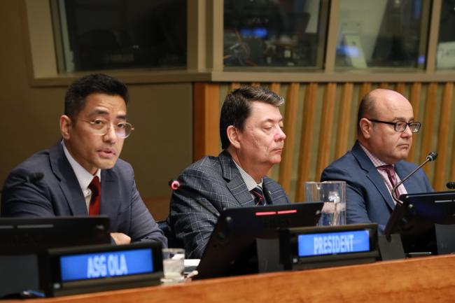 From L-R: Ariel Peñaranda, Chair of the Drafting Committee; Dmitry Gonchar, Principal Legal Officer, UN Division for Ocean Affairs and the Law of the Sea (UNDOALOS); and Michele Ameri, UNDOALOS Secretariat