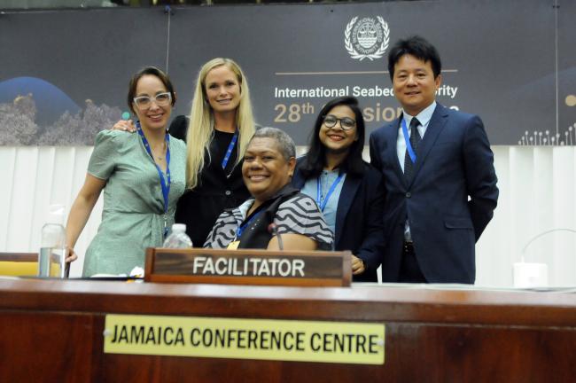 Members of the ISA Secretariat and Raijeli Taga (center), Fiji