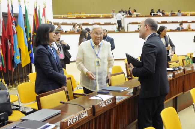 Azela Arumpac-Marte, the Philippines, and José Dallo, ISA Secretariat