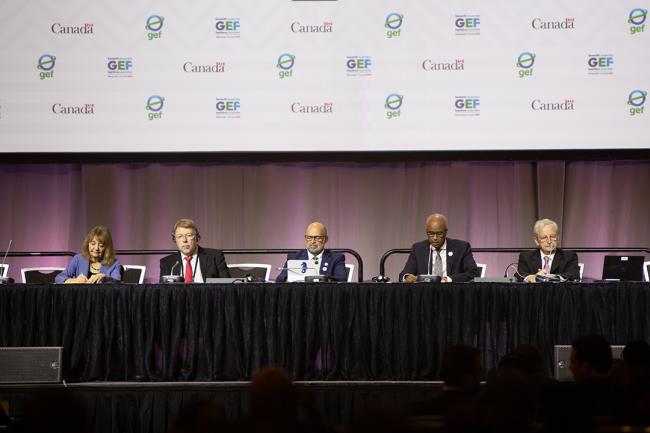 Dais during closing plenary - GEF7 - 25 Aug 2023 - Photo