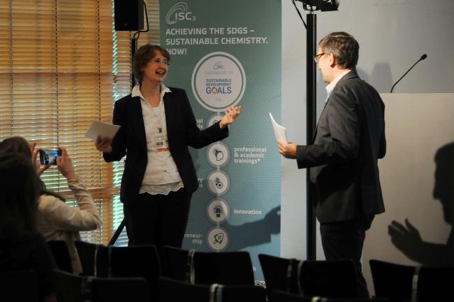 Christiane Rohleder, State Secretary, BMUV, and Alexis Bazzanella, DireDirector ISC3 Innovation Hub and Head of Research