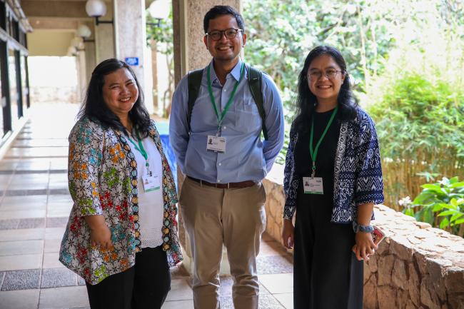 From L-R: Ruliyana Susanti, Indonesia; Rahman Adi Pradana, Conservation International; and Theresia Siregar, Indonesia