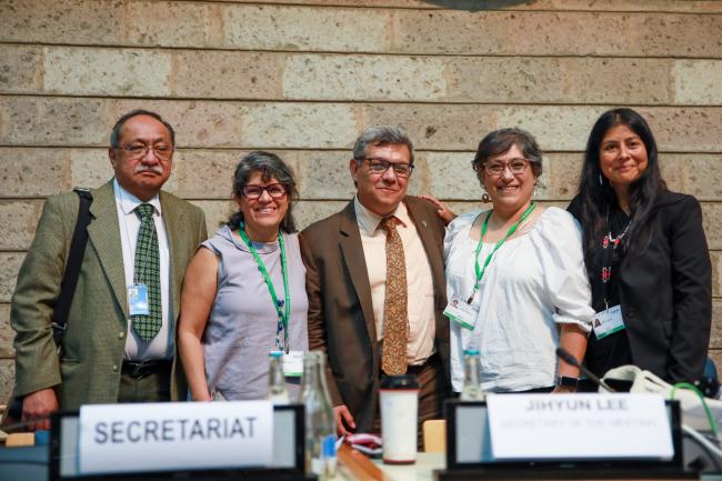 SBSTTA Chair Hesiquio Benítez Díaz with the Mexican delegation