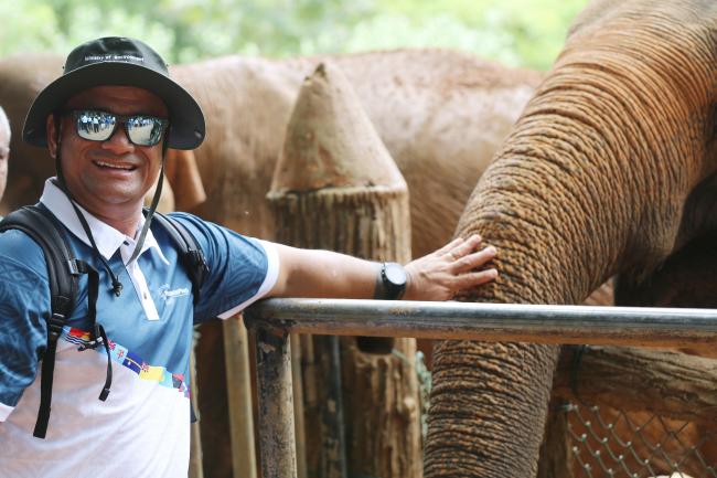 Tony2 at Pinnawala Elephant Orphanage, Sri Lanka 