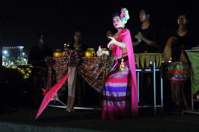 Thai dancer