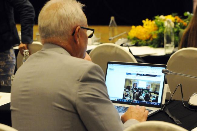Delegate checks ENB website